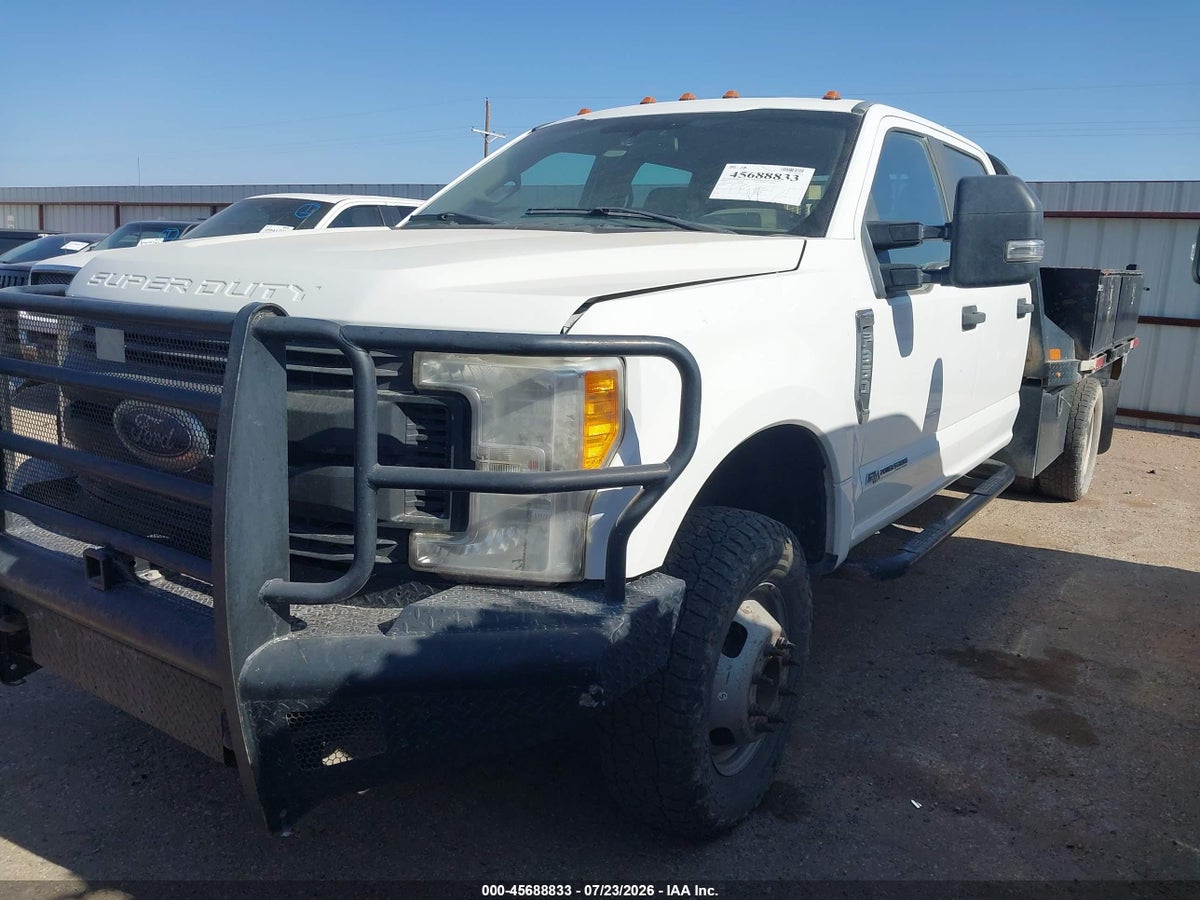 2017 FORD F-350 CHASSIS XL — снимка 2