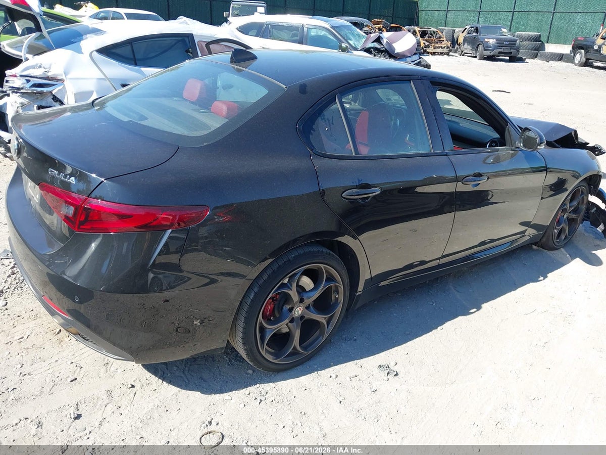 2020 ALFA ROMEO GIULIA TI SPORT AWD — снимка 4