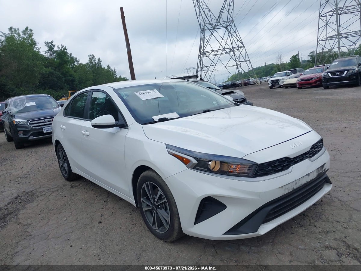 2024 KIA FORTE LXS