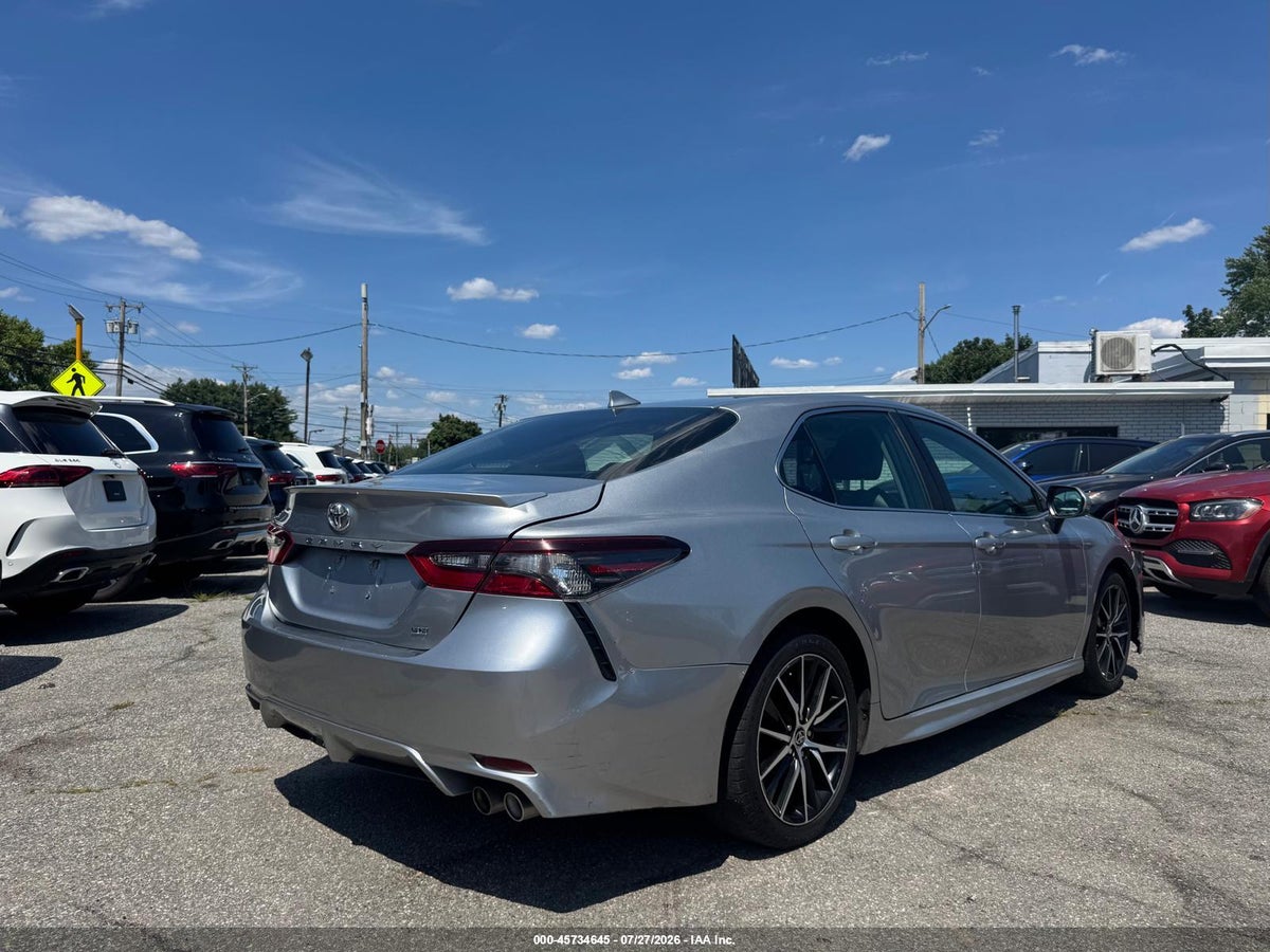 2021 TOYOTA CAMRY SE — снимка 4
