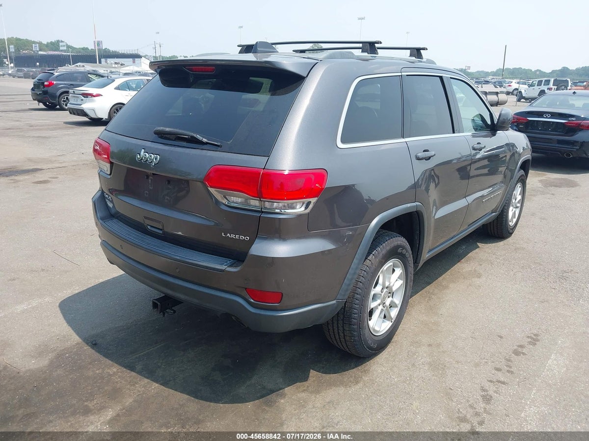 2019 JEEP GRAND CHEROKEE LAREDO E 4X4 — снимка 4