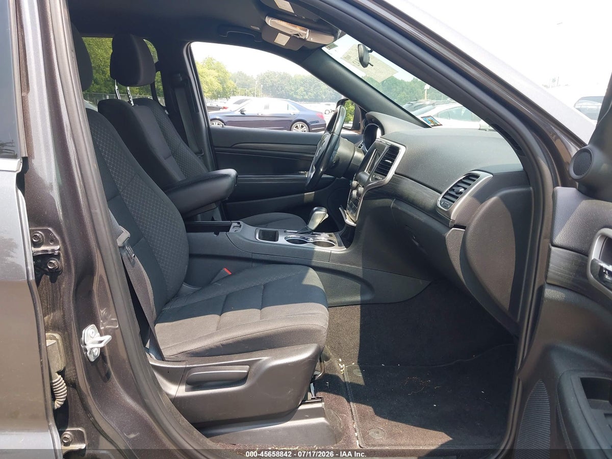 2019 JEEP GRAND CHEROKEE LAREDO E 4X4 — снимка 5
