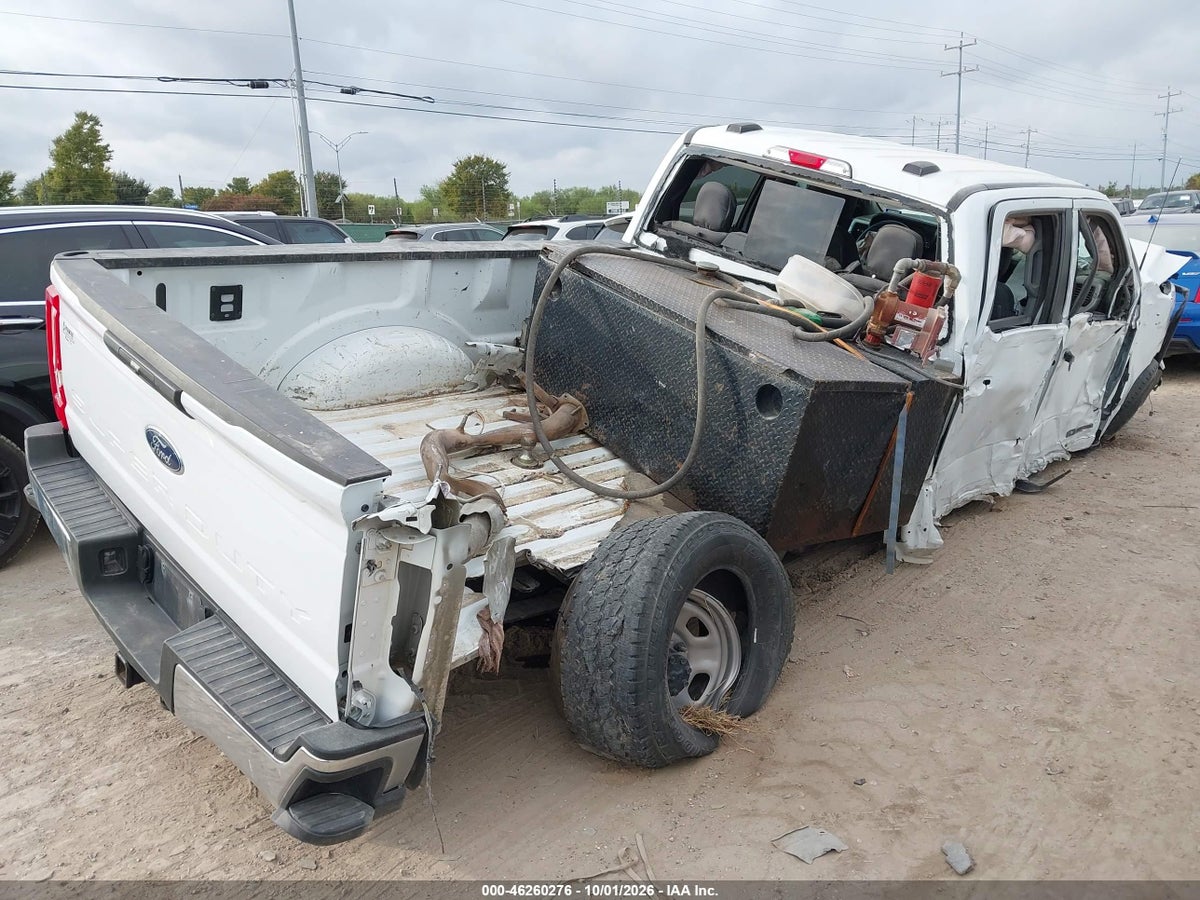 2026 FORD F-350 XL — photo 4