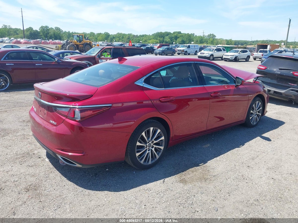 2021 LEXUS ES 350 — снимка 4