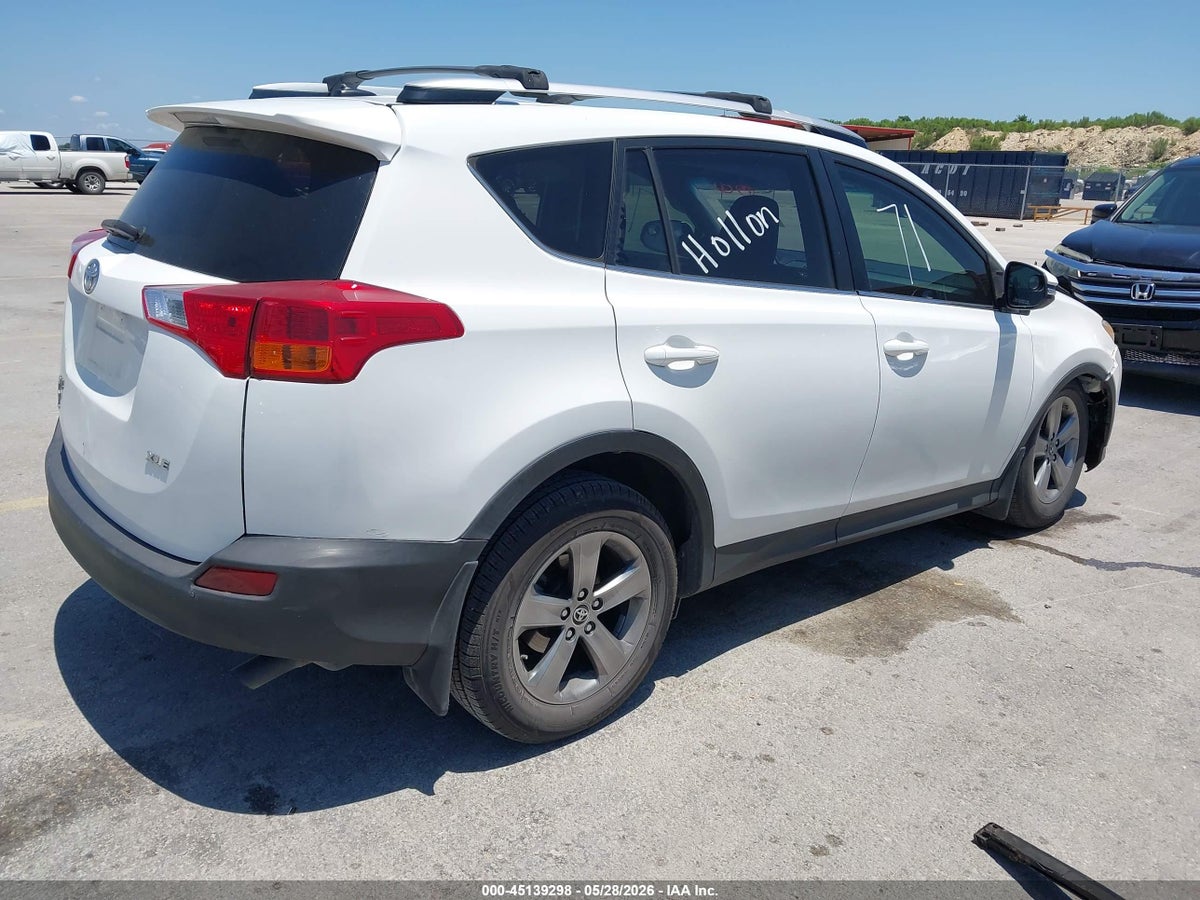2015 TOYOTA RAV4 XLE — снимка 4