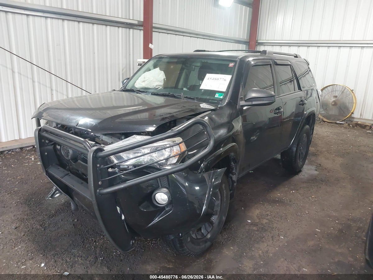 2016 TOYOTA 4RUNNER SR5 — снимка 2
