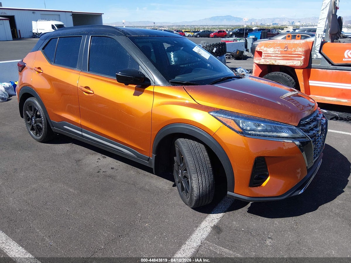 2024 NISSAN KICKS SR XTRONIC CVT