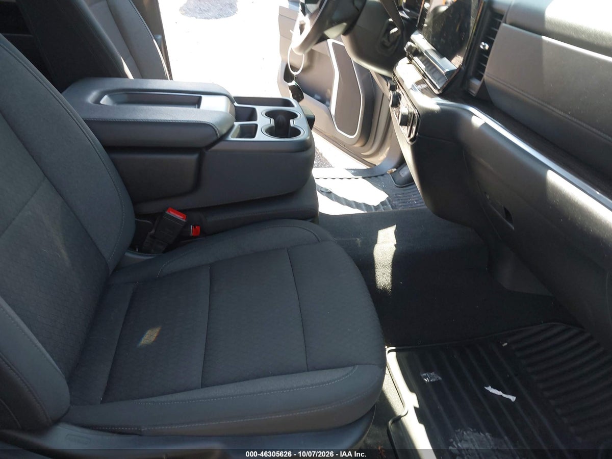 2026 CHEVROLET SILVERADO 1500 4WD SHORT BED RST — снимка 5
