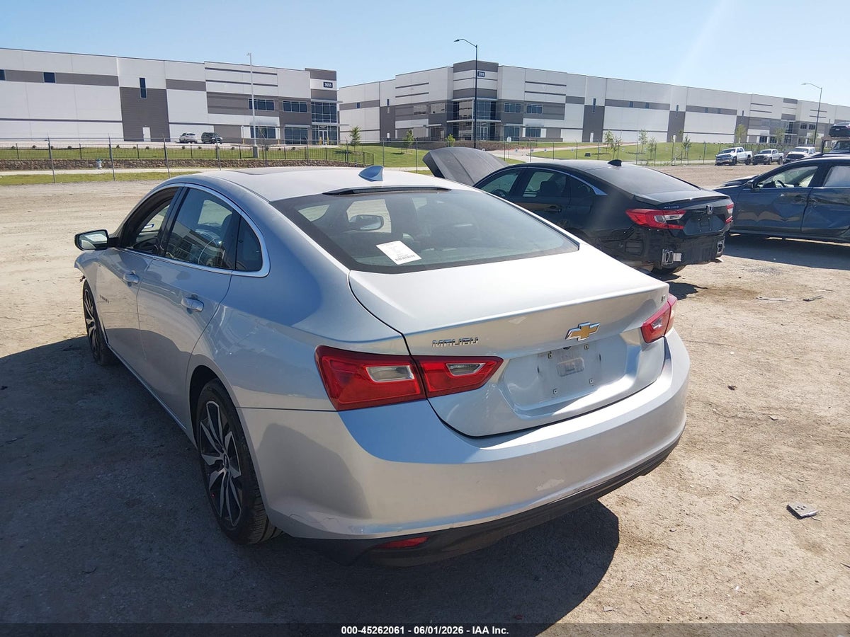 2017 CHEVROLET MALIBU 1LT — снимка 3