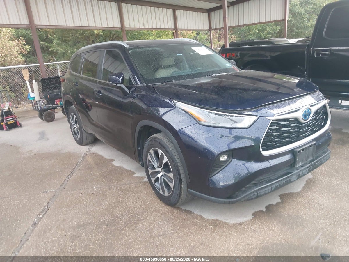 2023 TOYOTA HIGHLANDER HYBRID XLE