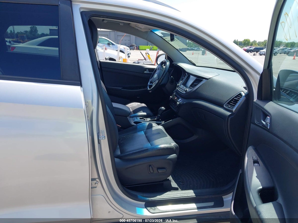 2017 HYUNDAI TUCSON LIMITED — снимка 5