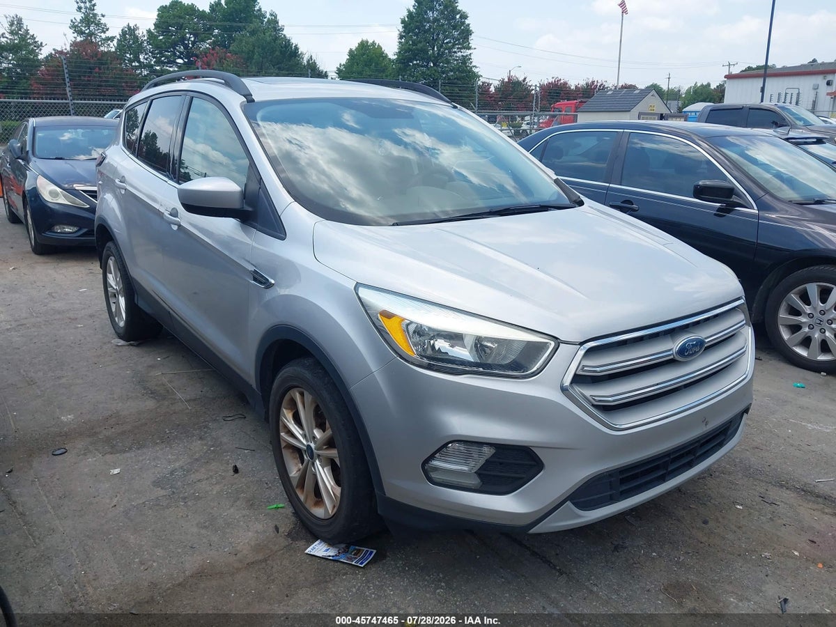 2018 FORD ESCAPE SE