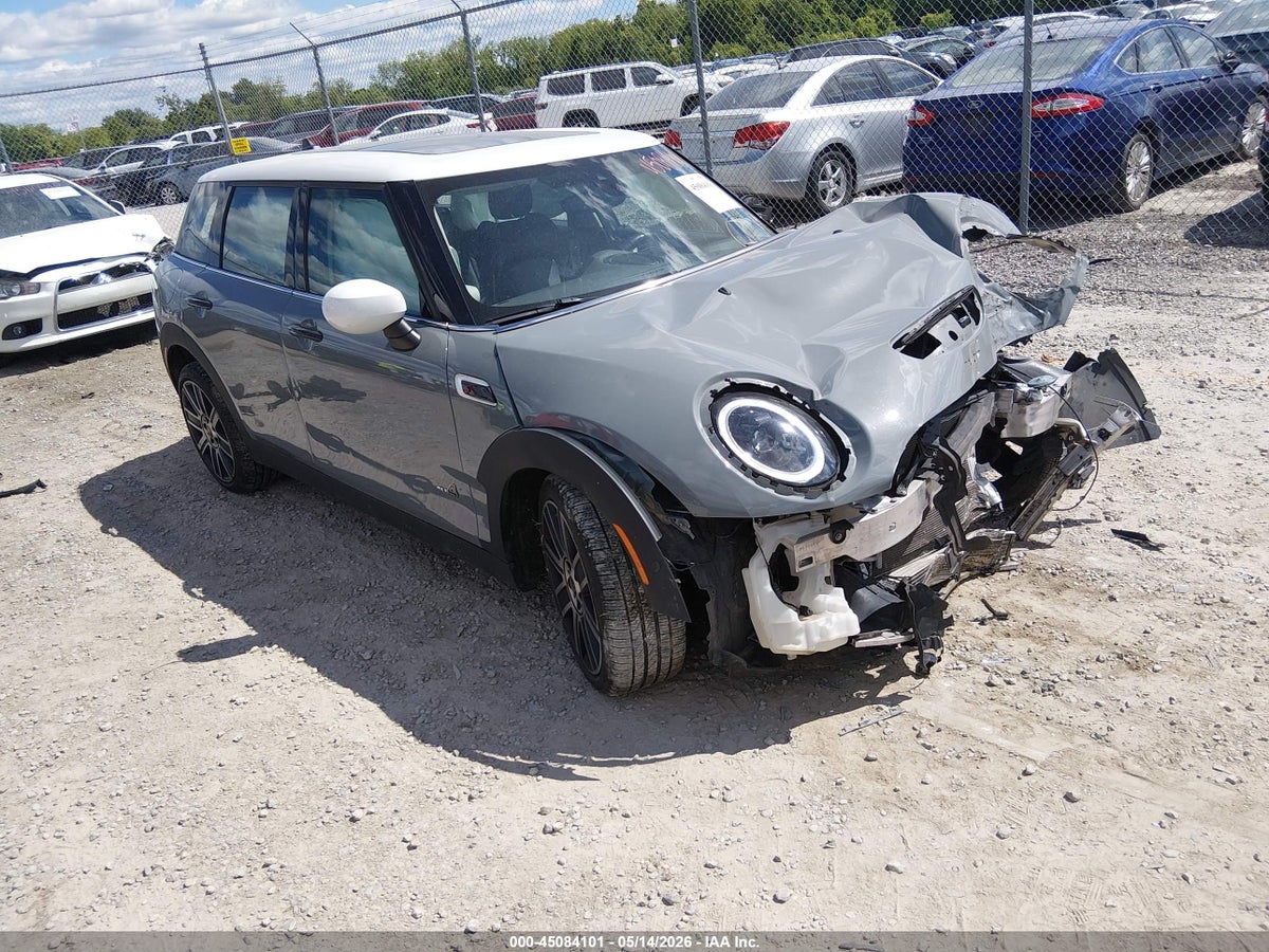 2022 MINI CLUBMAN COOPER S