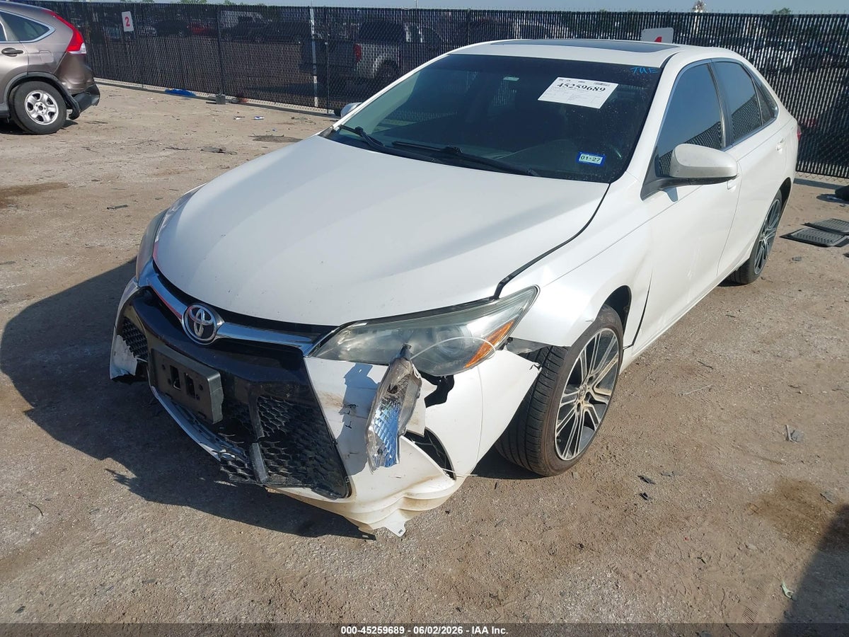 2016 TOYOTA CAMRY SE — снимка 2