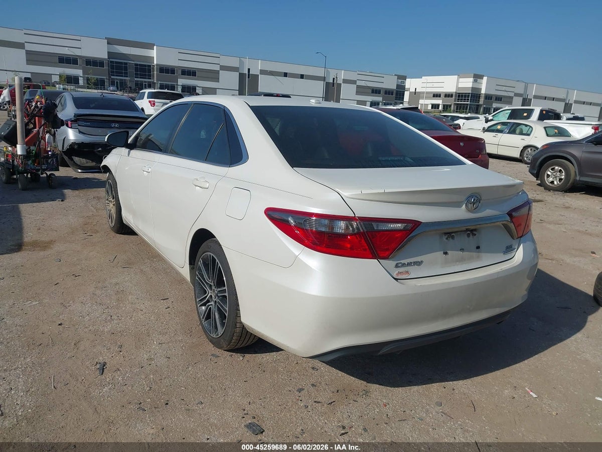 2016 TOYOTA CAMRY SE — снимка 3