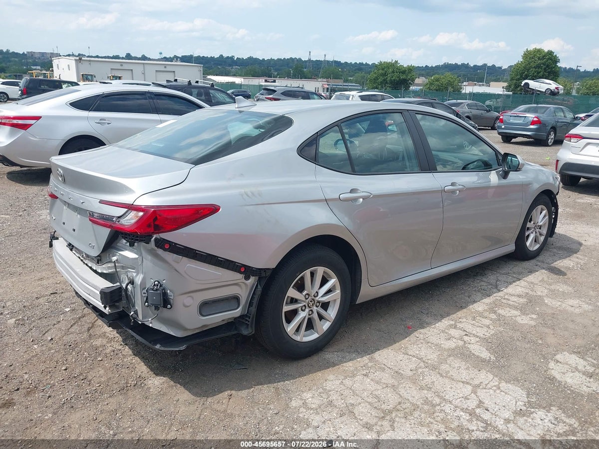 2025 TOYOTA CAMRY LE — снимка 4