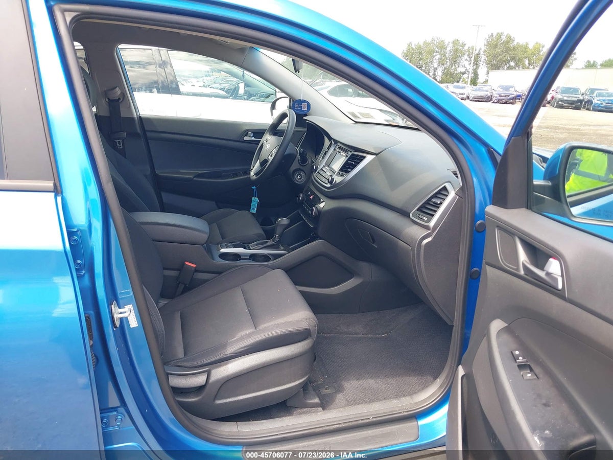 2017 HYUNDAI TUCSON SE — снимка 5