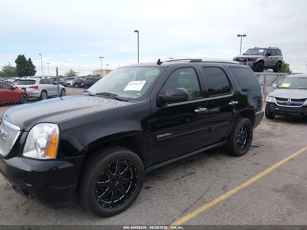 2013 GMC YUKON DENALI — снимка 2