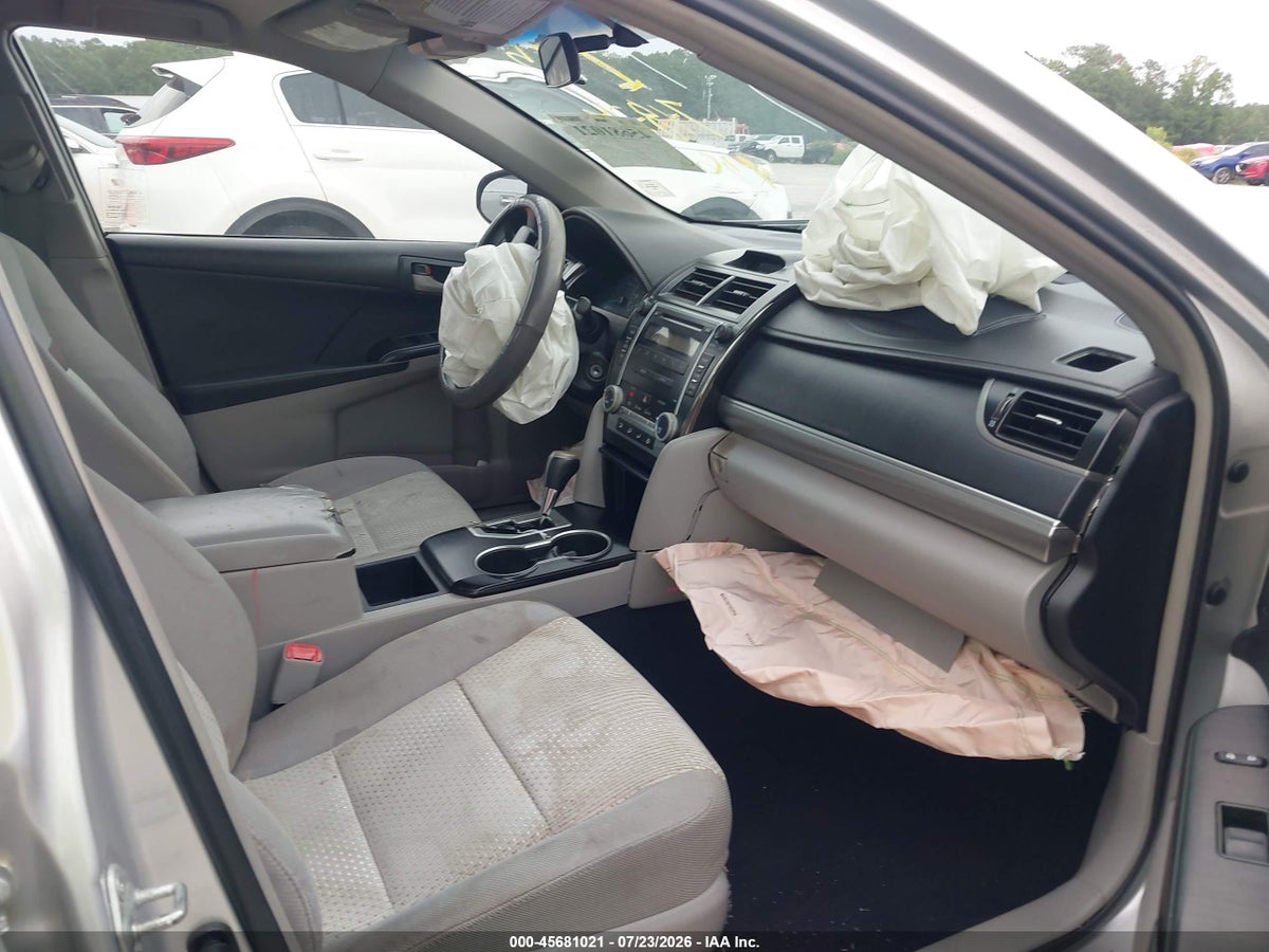 2012 TOYOTA CAMRY L — снимка 5