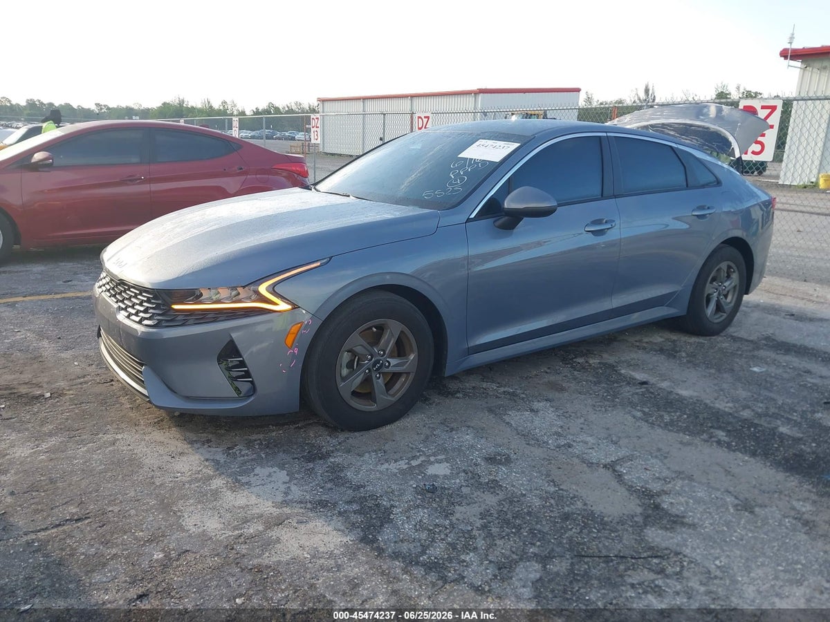 2023 KIA K5 LXS — снимка 2