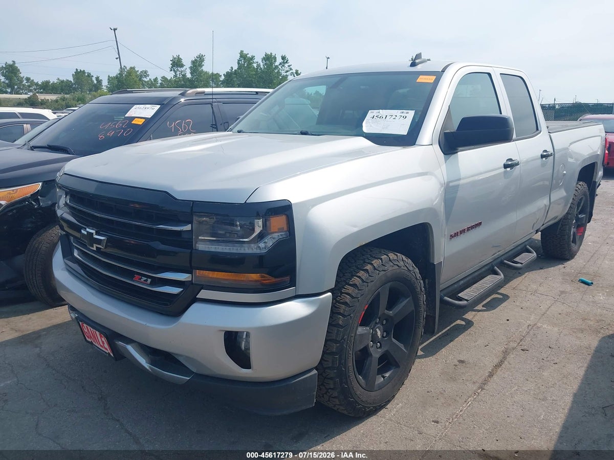2017 CHEVROLET SILVERADO 1500 LT — снимка 2