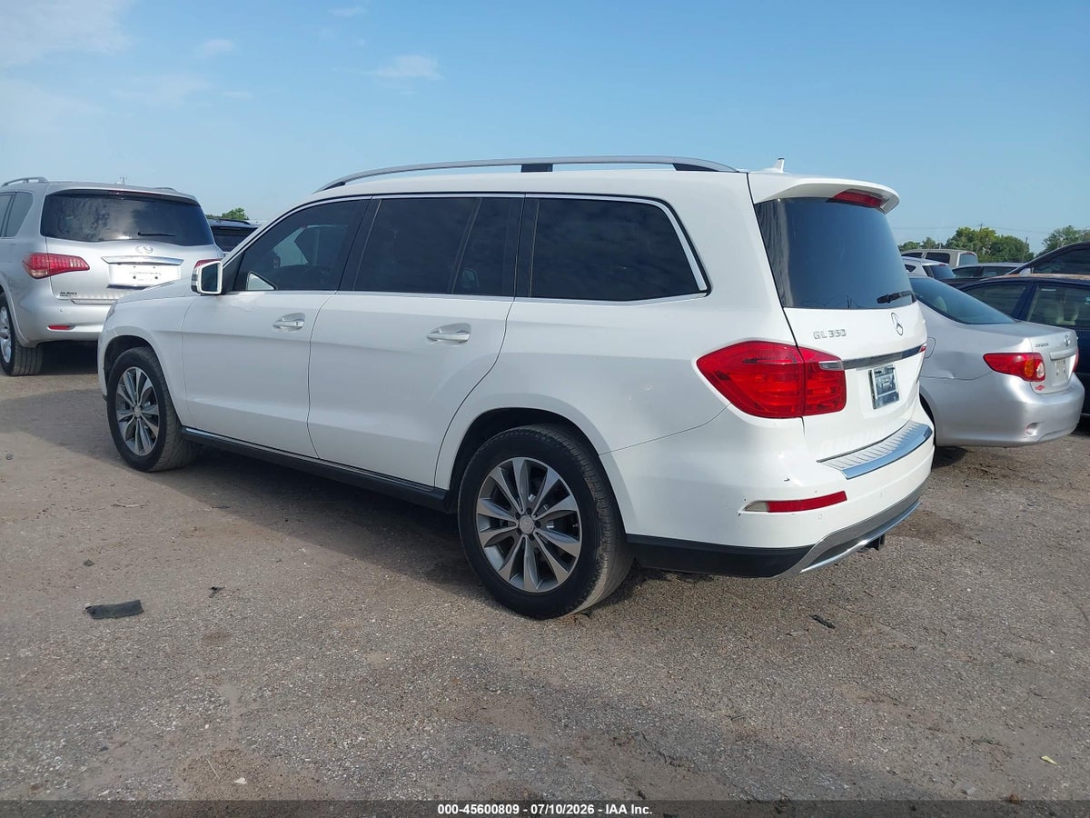 2014 MERCEDES-BENZ GL 350 BLUETEC 4MATIC — снимка 3