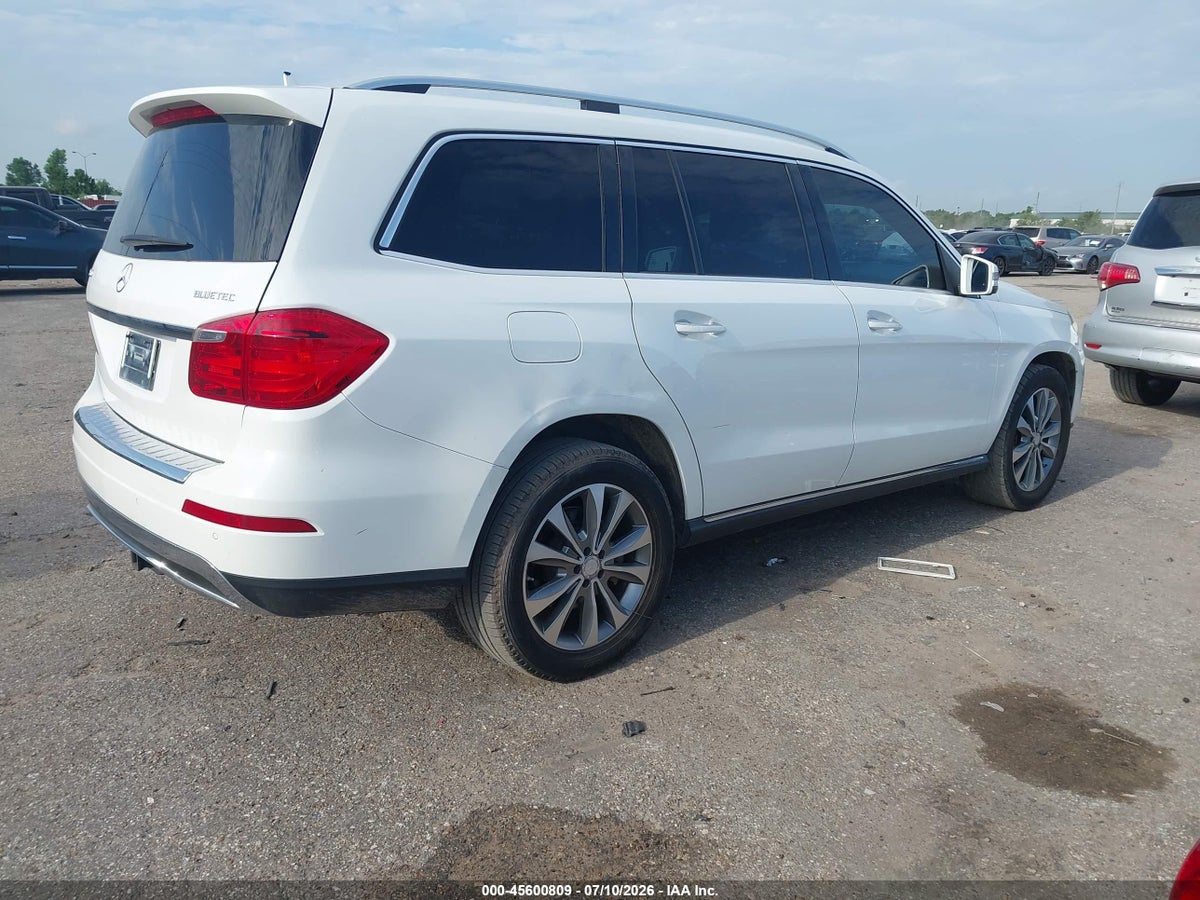 2014 MERCEDES-BENZ GL 350 BLUETEC 4MATIC — снимка 4