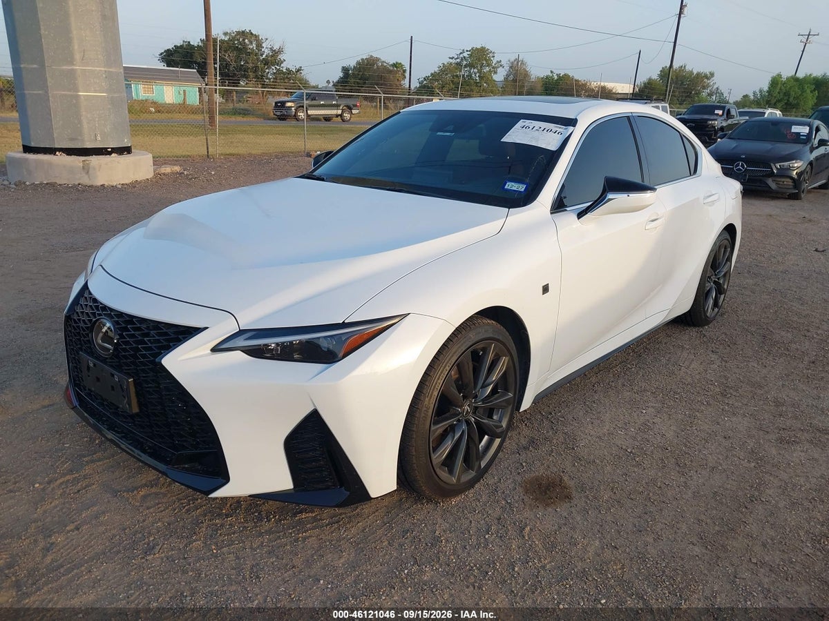 2025 LEXUS IS 300 F SPORT DESIGN — снимка 2