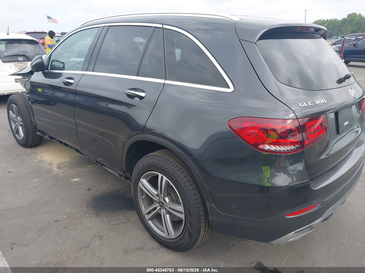 2021 MERCEDES-BENZ GLC 300 SUV — снимка 3
