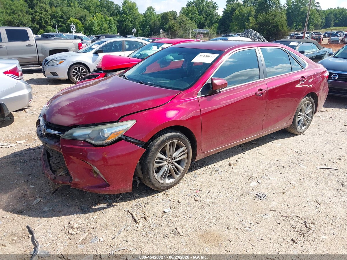 2015 TOYOTA CAMRY SE — снимка 2