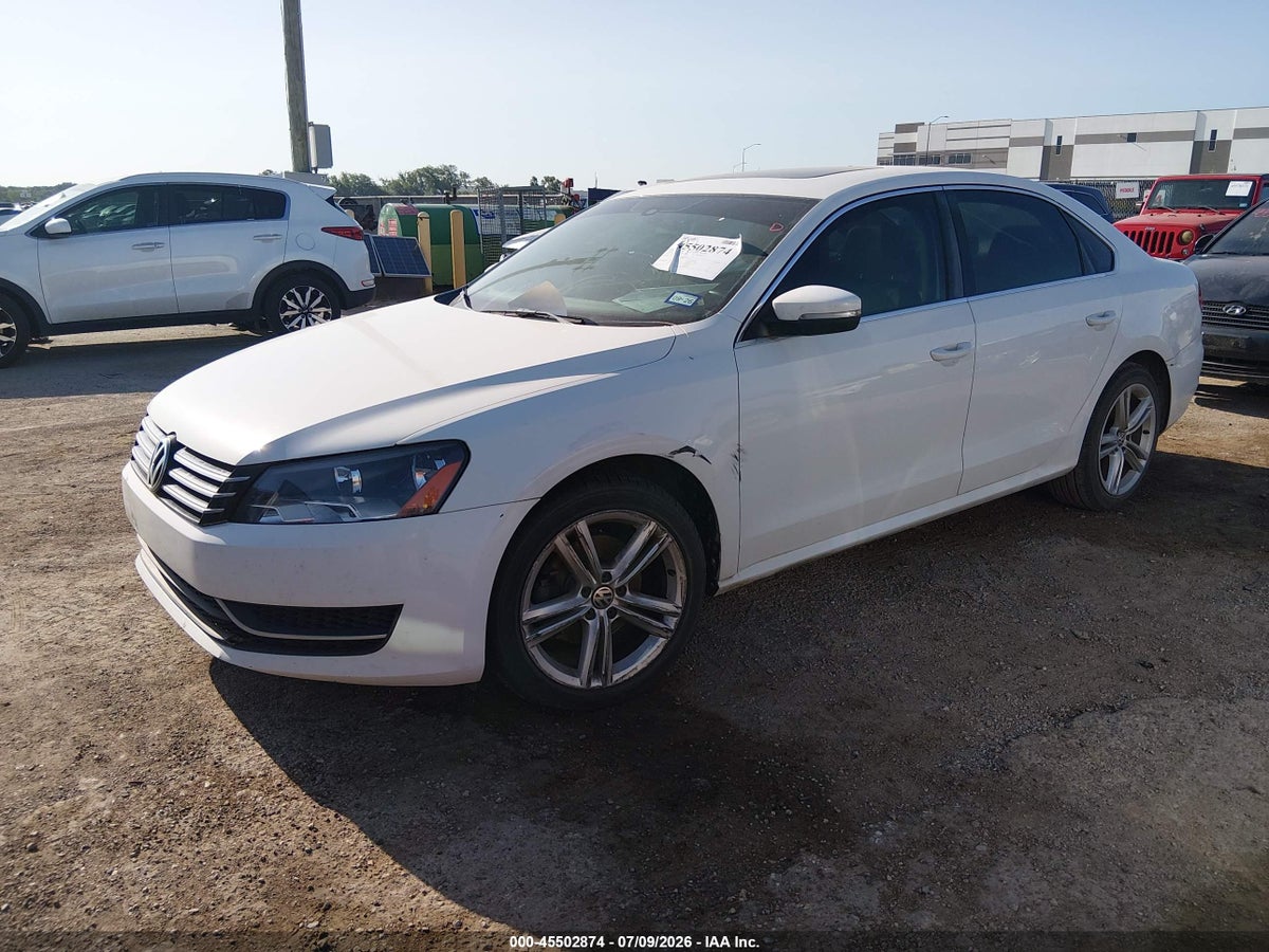 2014 VOLKSWAGEN PASSAT 1.8T SE — снимка 2