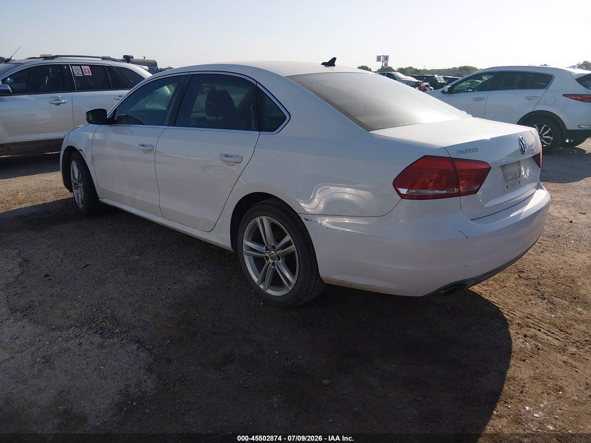 2014 VOLKSWAGEN PASSAT 1.8T SE — снимка 3