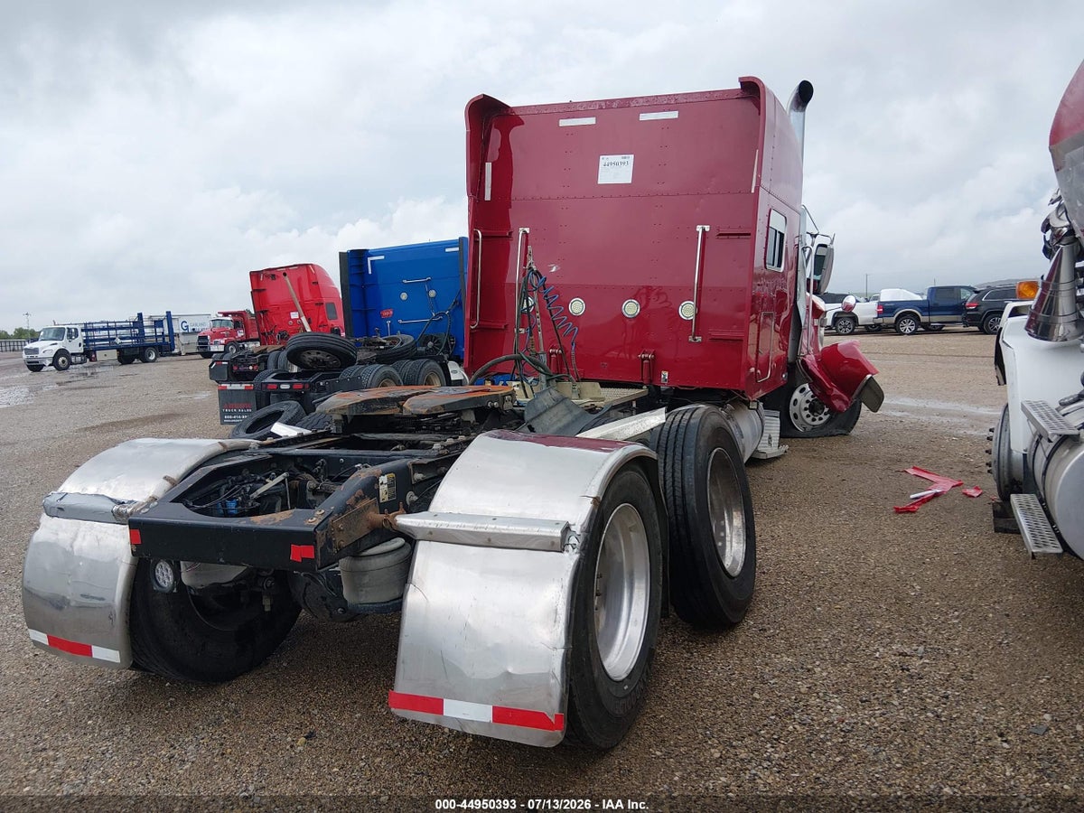 2010 PETERBILT 389 — снимка 4
