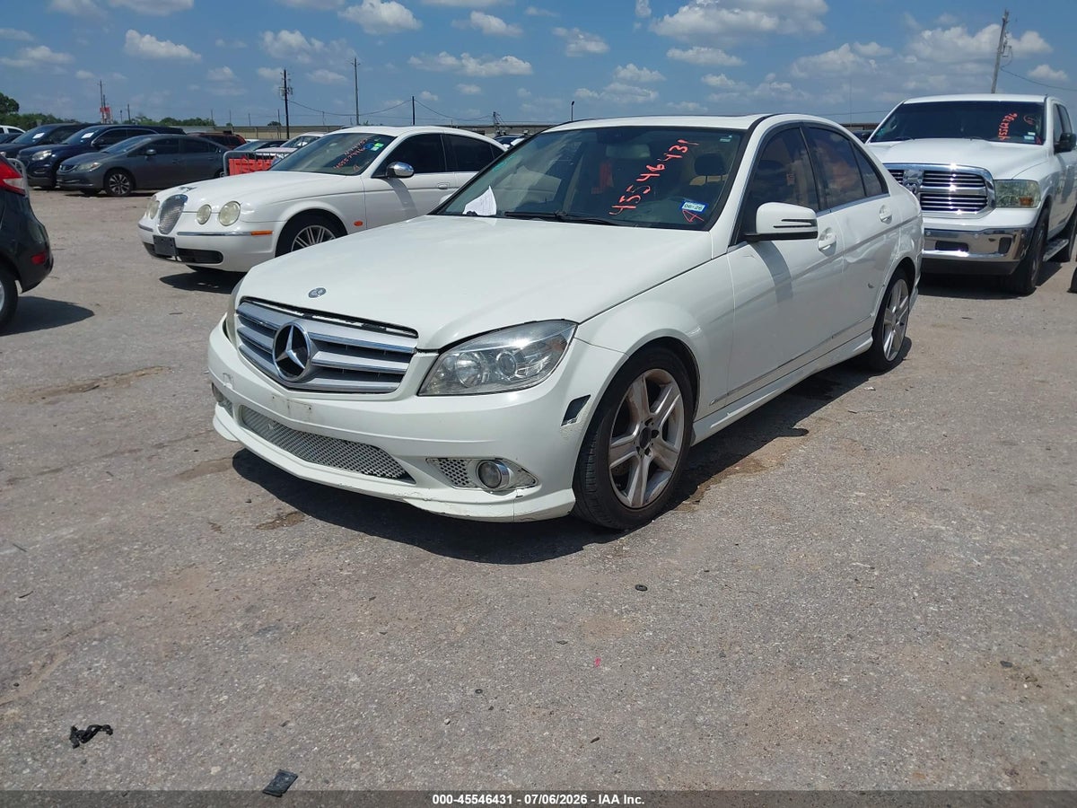 2010 MERCEDES-BENZ C 300 LUXURY/SPORT — снимка 2