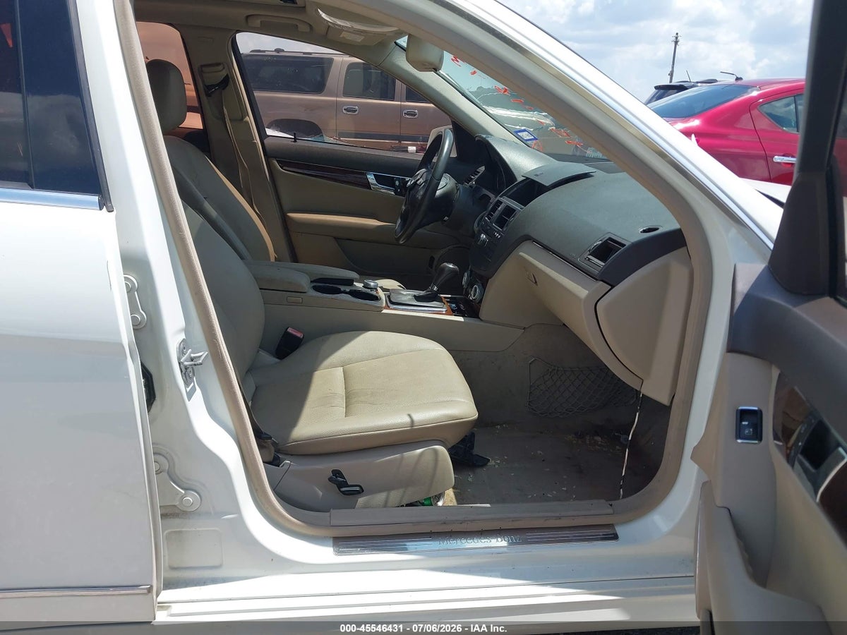 2010 MERCEDES-BENZ C 300 LUXURY/SPORT — снимка 5