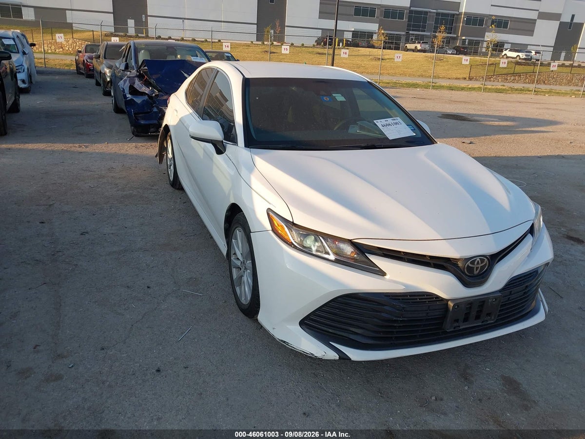 2018 TOYOTA CAMRY LE