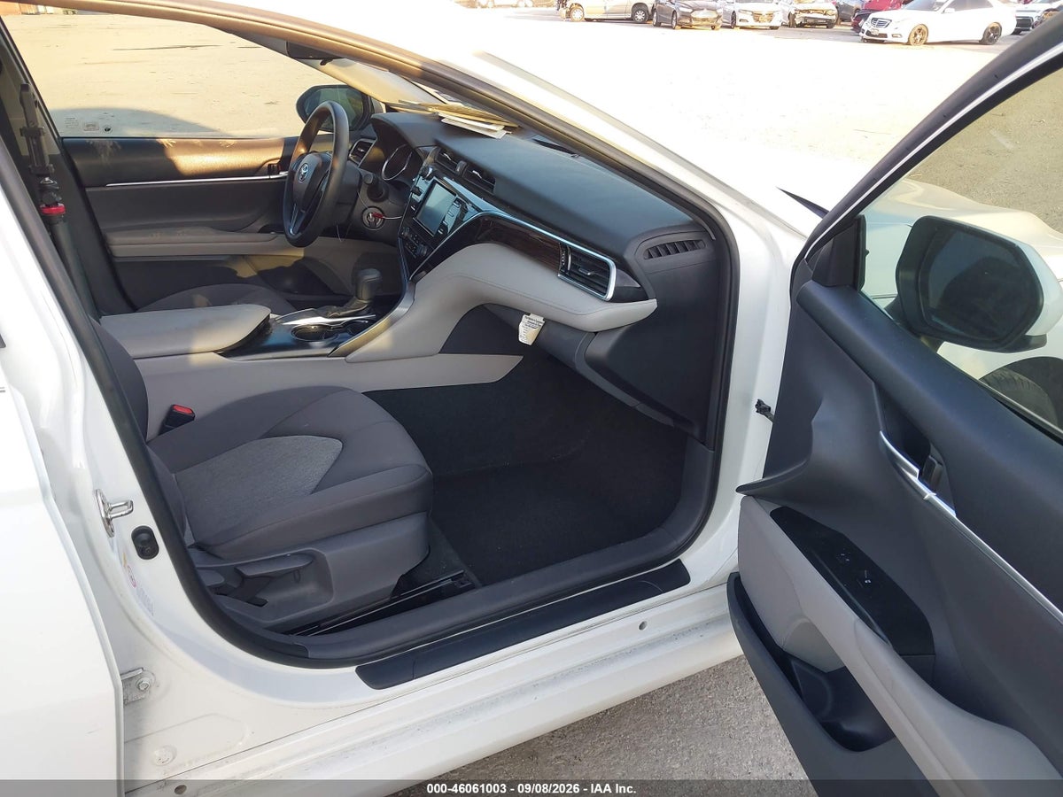 2018 TOYOTA CAMRY LE — снимка 5