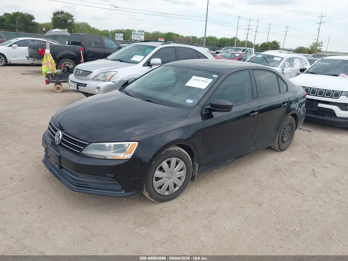 2015 VOLKSWAGEN JETTA 2.0L S — снимка 2