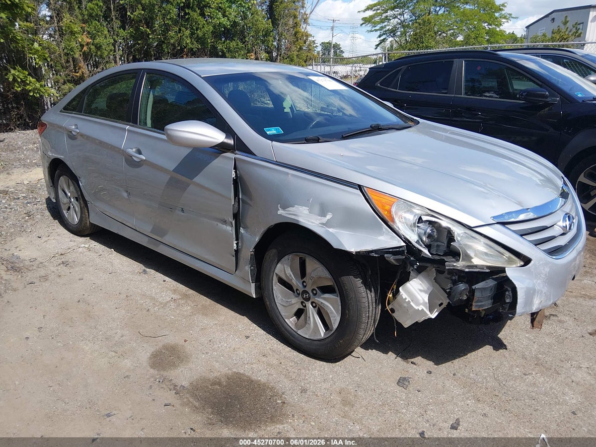 2014 HYUNDAI SONATA GLS
