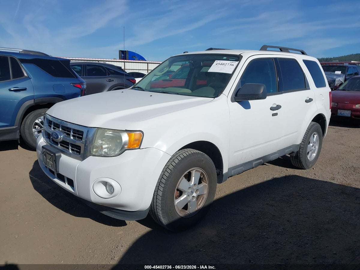 2011 FORD ESCAPE XLT — снимка 2