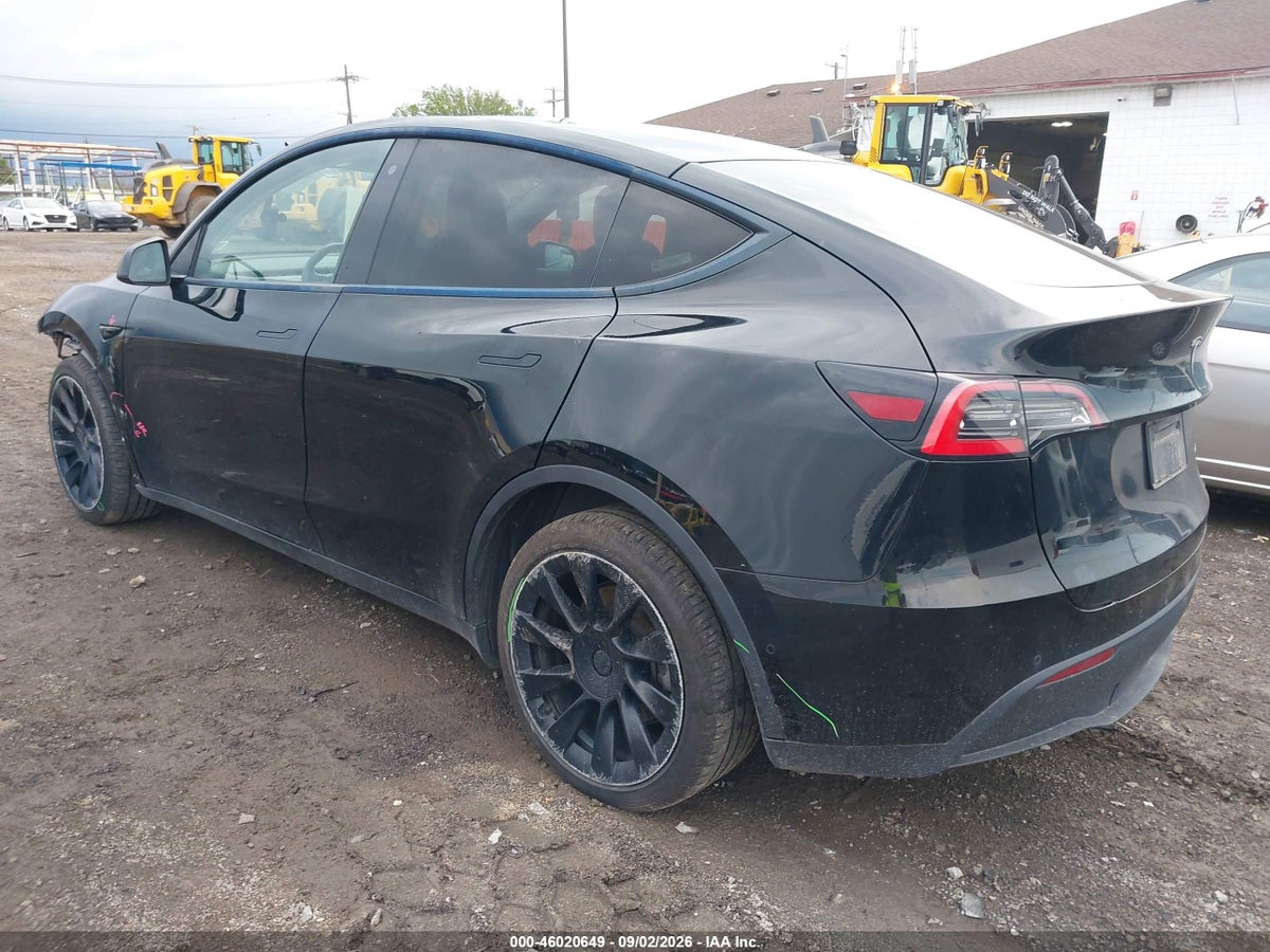 2021 TESLA MODEL Y LONG RANGE DUAL MOTOR ALL-WHEEL DRIVE — снимка 3