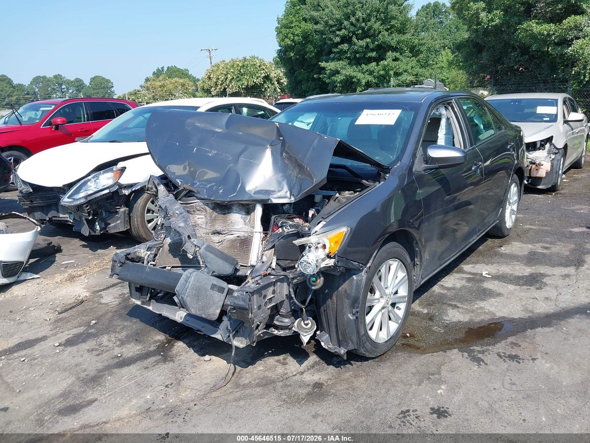 2013 TOYOTA CAMRY XLE — снимка 2