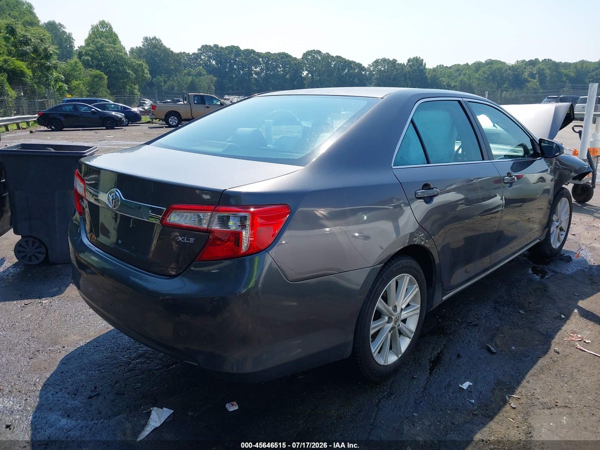 2013 TOYOTA CAMRY XLE — снимка 4