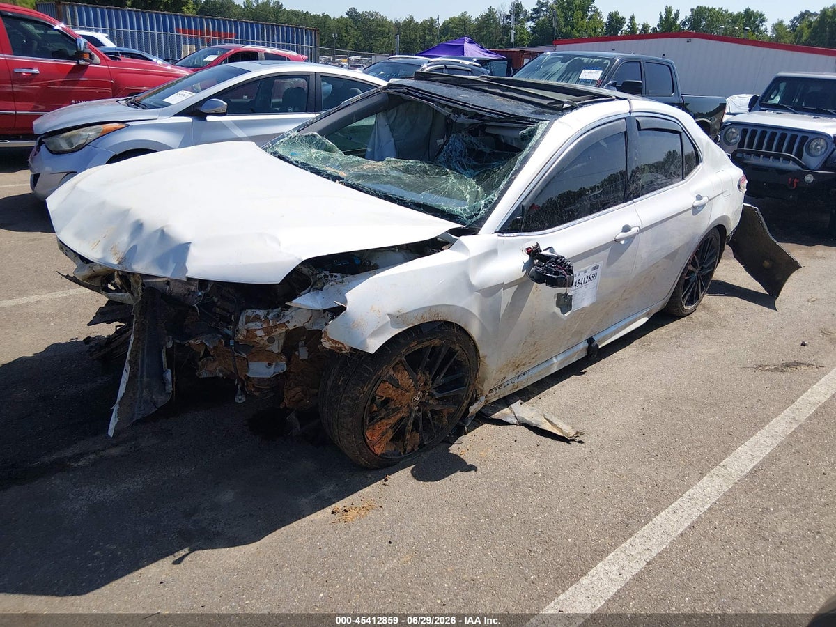 2021 TOYOTA CAMRY XSE — снимка 2