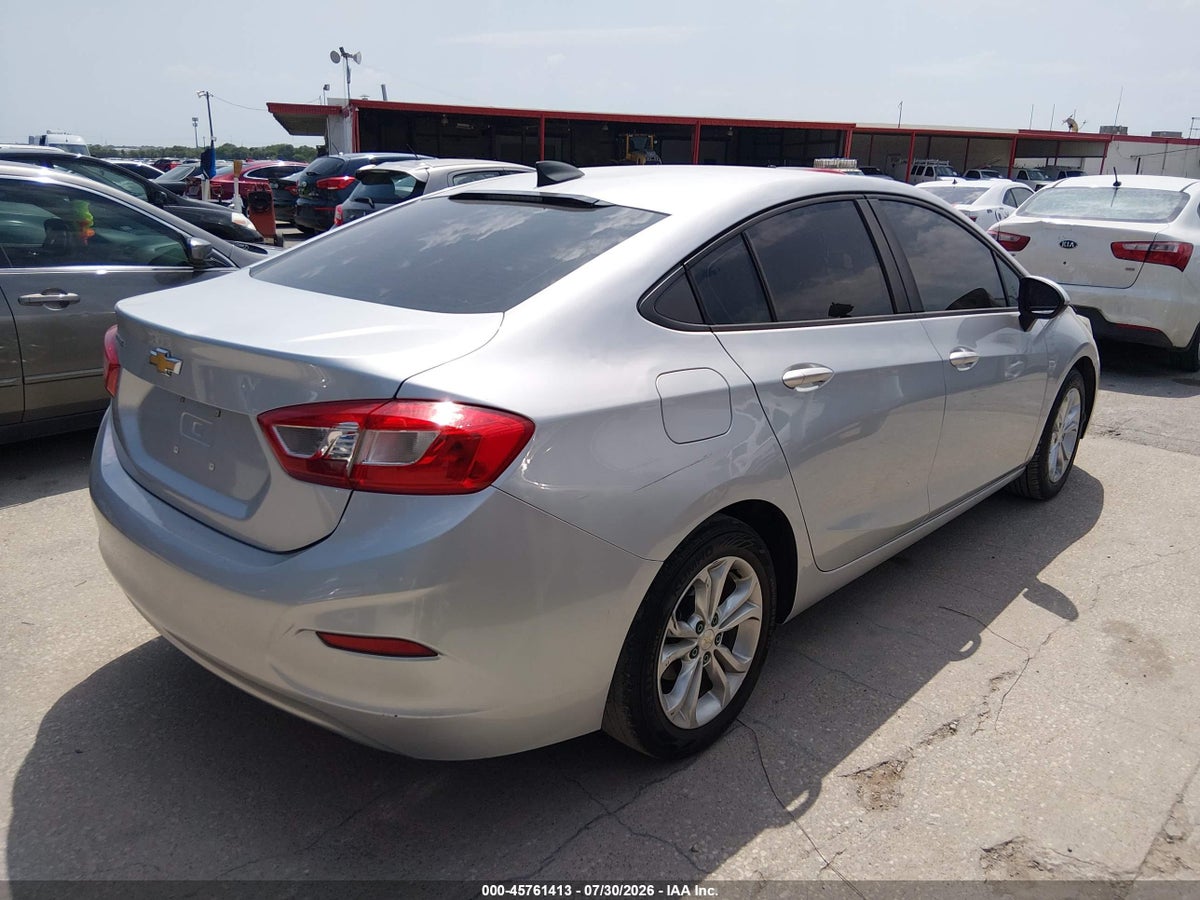 2017 CHEVROLET CRUZE LS AUTO — снимка 4