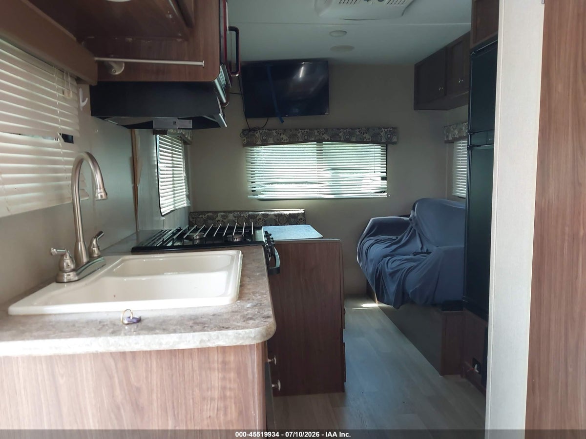2017 KEYSTONE COLEMAN LANTERN 17RD — снимка 5