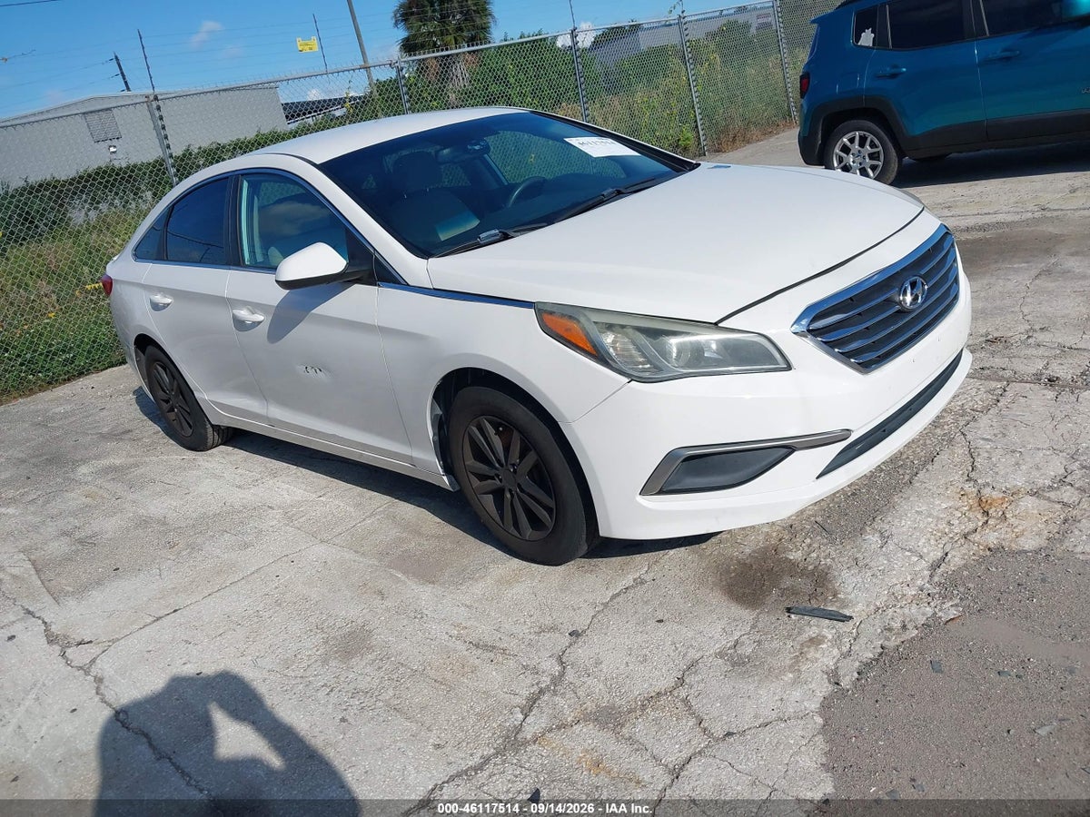 2017 HYUNDAI SONATA SE