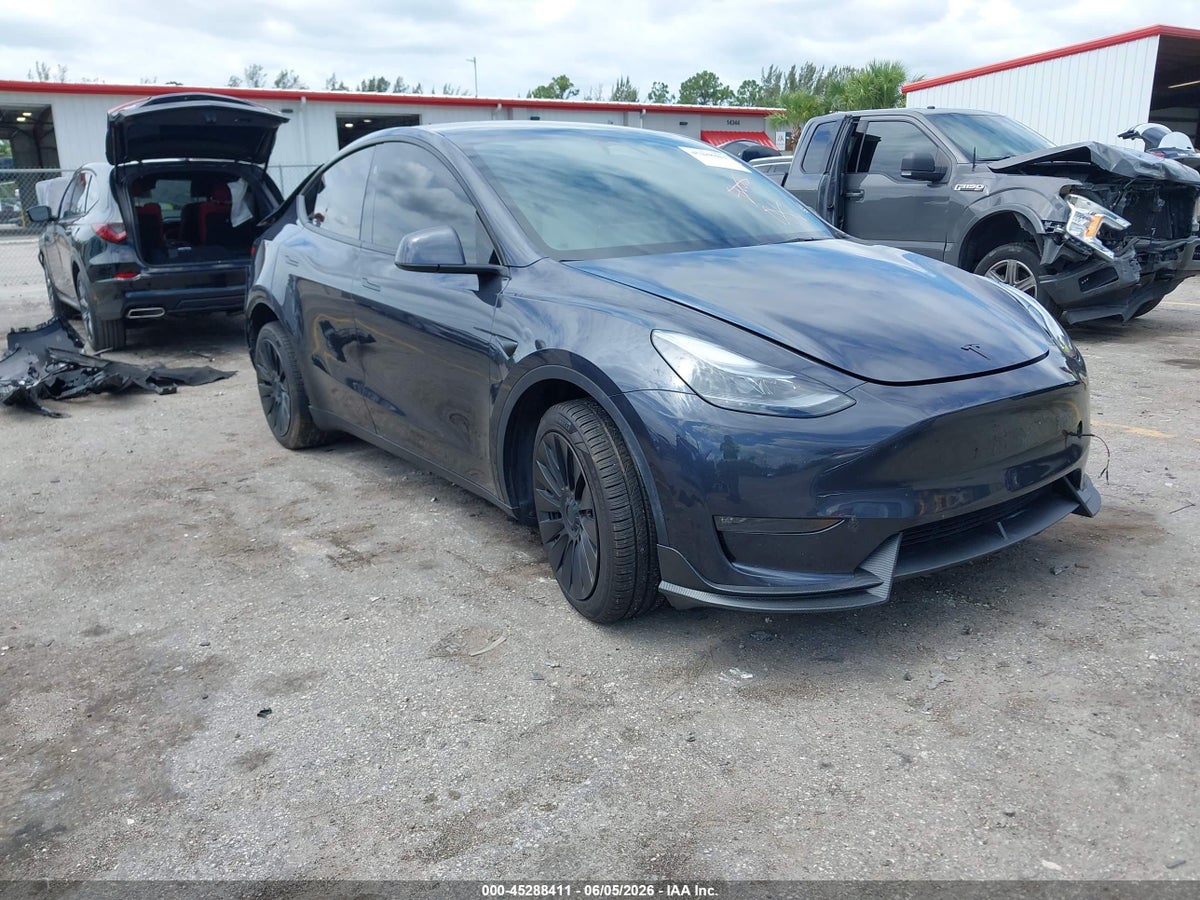 2024 TESLA MODEL Y LONG RANGE DUAL MOTOR ALL-WHEEL DRIVE