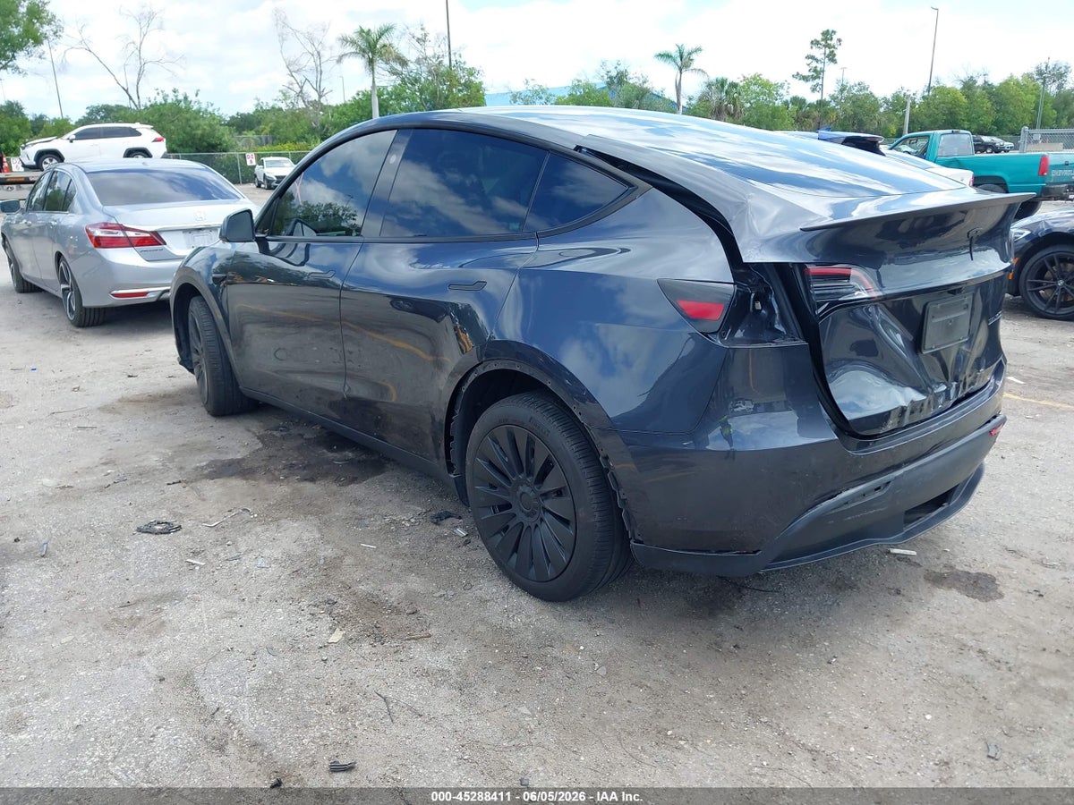 2024 TESLA MODEL Y LONG RANGE DUAL MOTOR ALL-WHEEL DRIVE — снимка 3