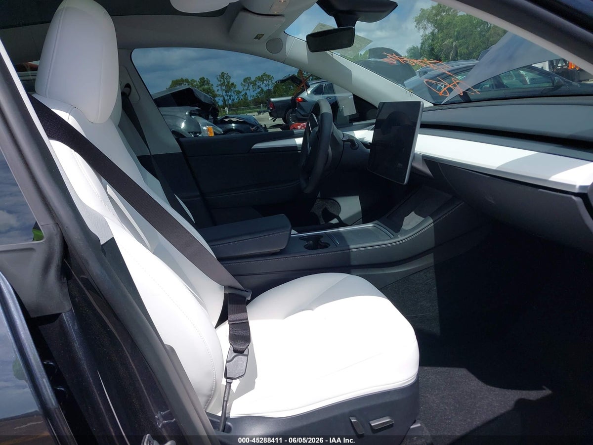 2024 TESLA MODEL Y LONG RANGE DUAL MOTOR ALL-WHEEL DRIVE — снимка 5